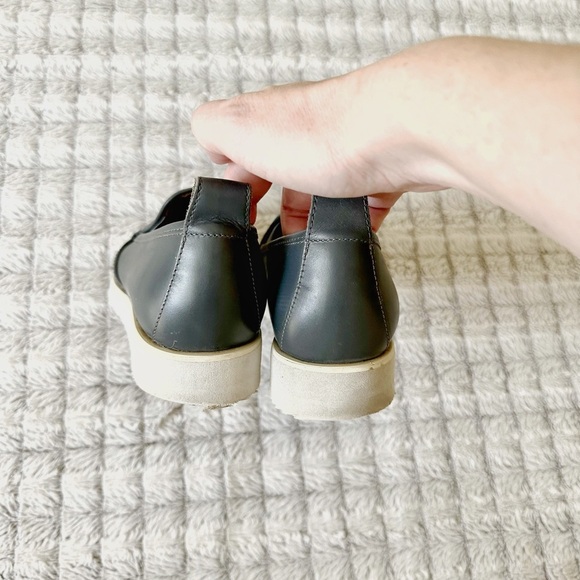 Everlane Leather Street Shoe - Picture 6 of 8